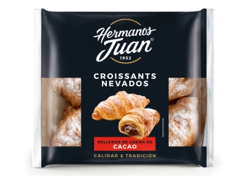 Croissants nevados rellenos de cacao